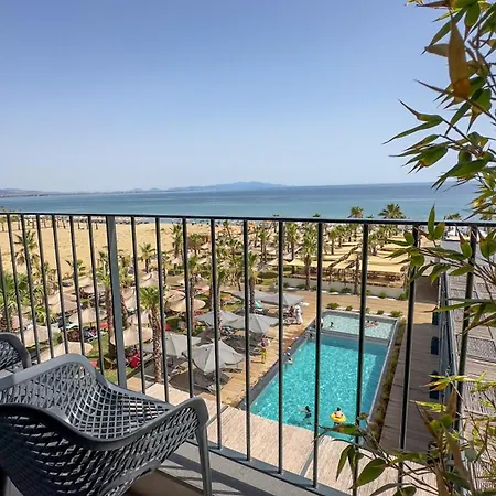 Sea Long Hotel